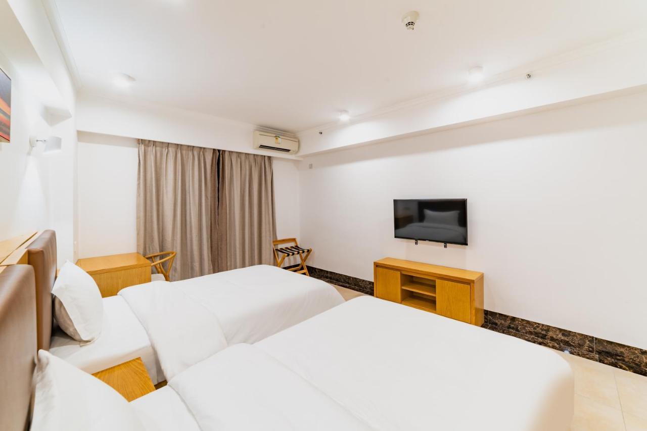 Hotel Cinco Oceanos マカオ エクステリア 写真